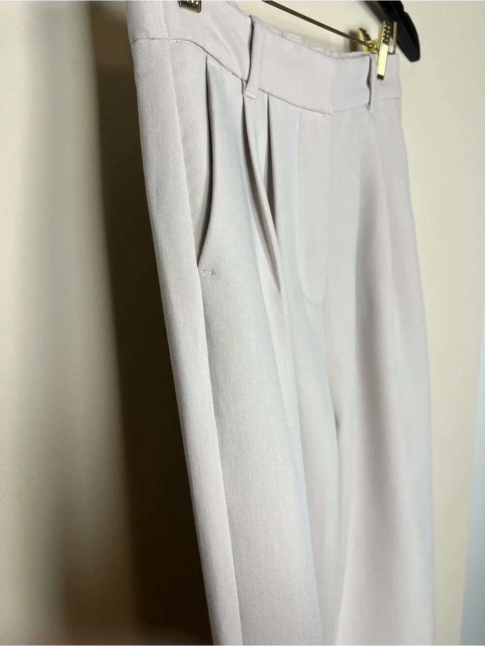 Abercrombie & Fitch Wide-Leg Pants in Light Taupe Size 25/0